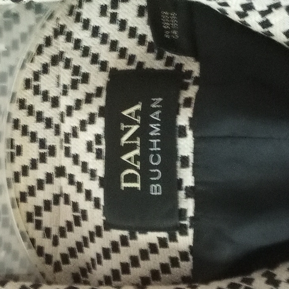 Coat - Picture 4 of 4